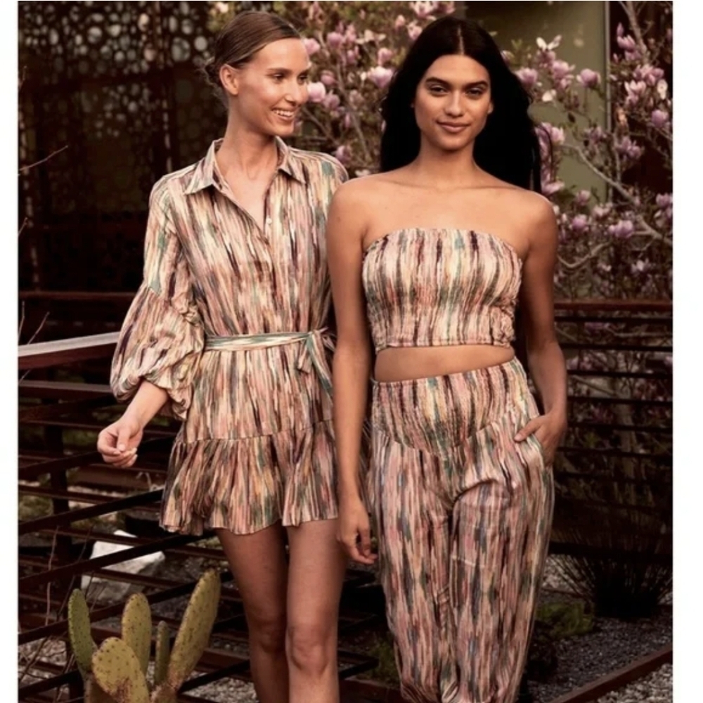 NEW Misa 'Vega' Colorful Cropped Pants